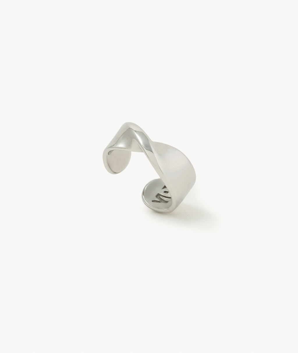 Ear cuff plat torsadé argenté June Xs S