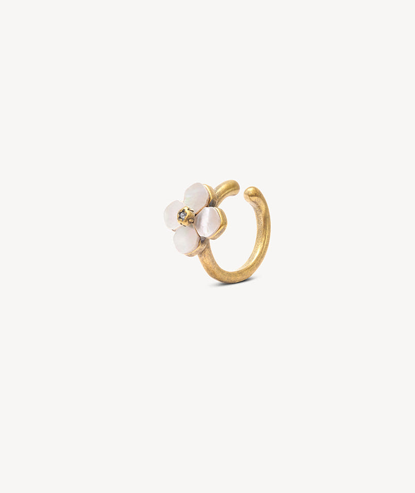 Ear cuff rond doré mat  avec nacre motif fleur effet vintage POPPY VG