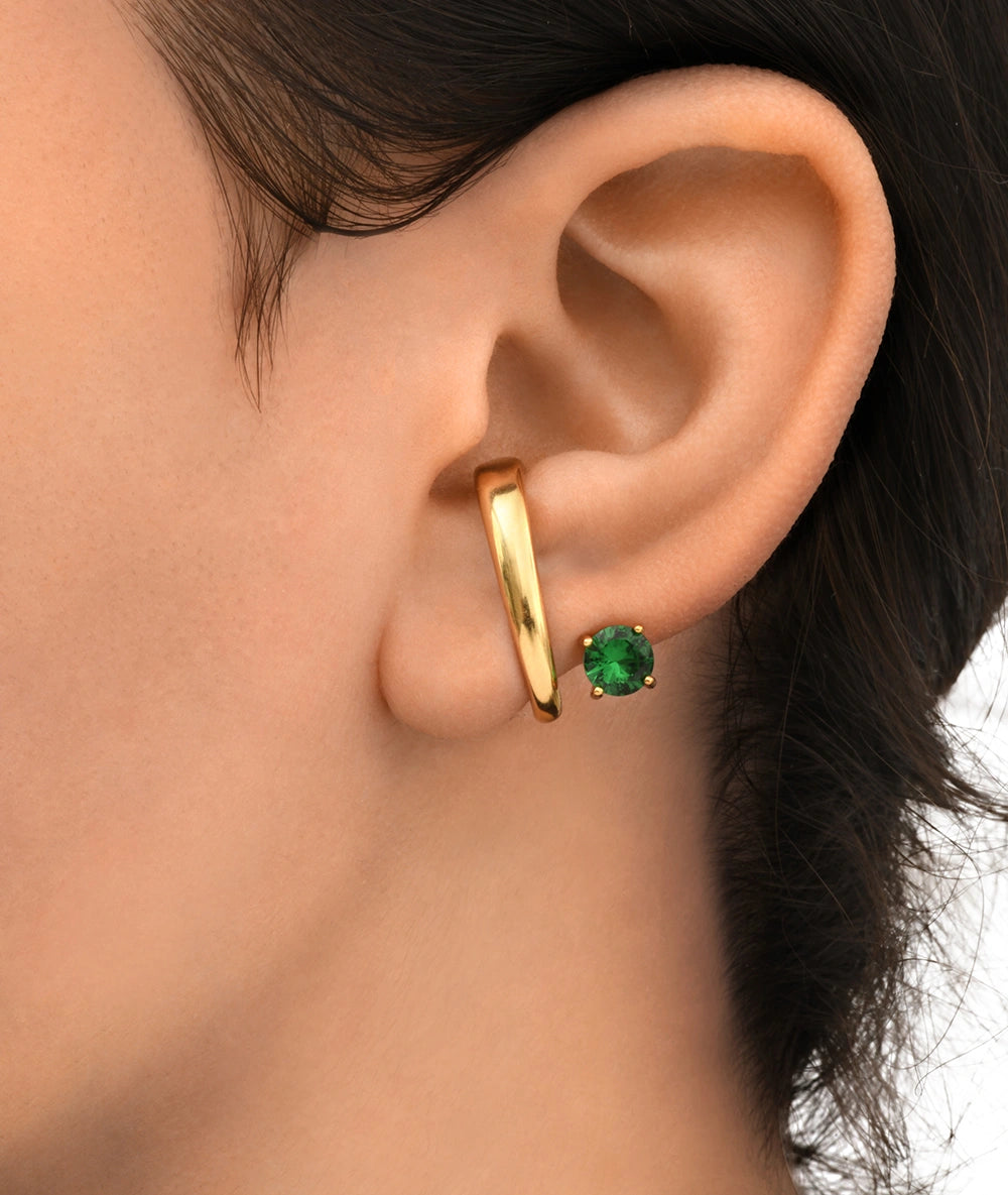 Boucle d'oreille dorée avec zircon vert (gauche) LIF L G