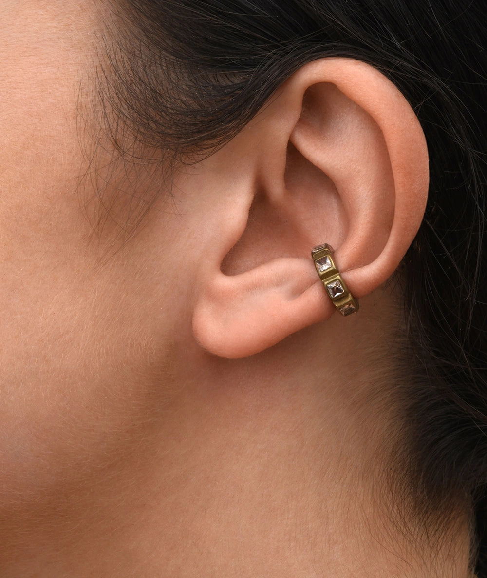 Ear cuff doré et zircons champagne effet vintage Dibba S VG