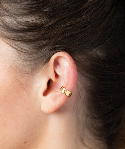 Ear cuff plat percé doré June Trash G - YParis