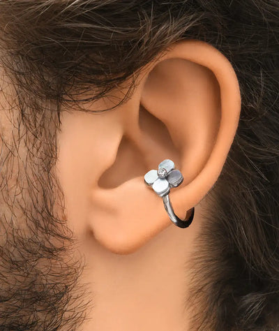 Ear cuff rond argenté avec perles d'eau douce motif fleur POPPY S - YParis