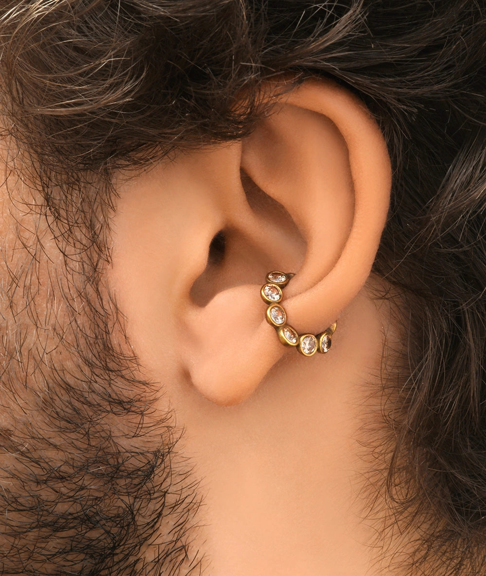 ANATA VG round gold-tone ear cuff with vintage effect
