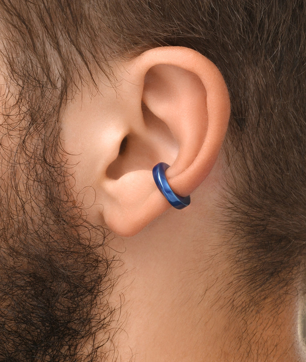 Honor S silver twisted ear cuff