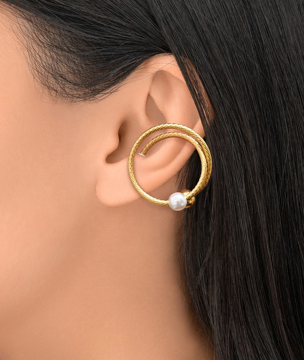 Ear cuff doré spirale perles d'eau douce FUSION G