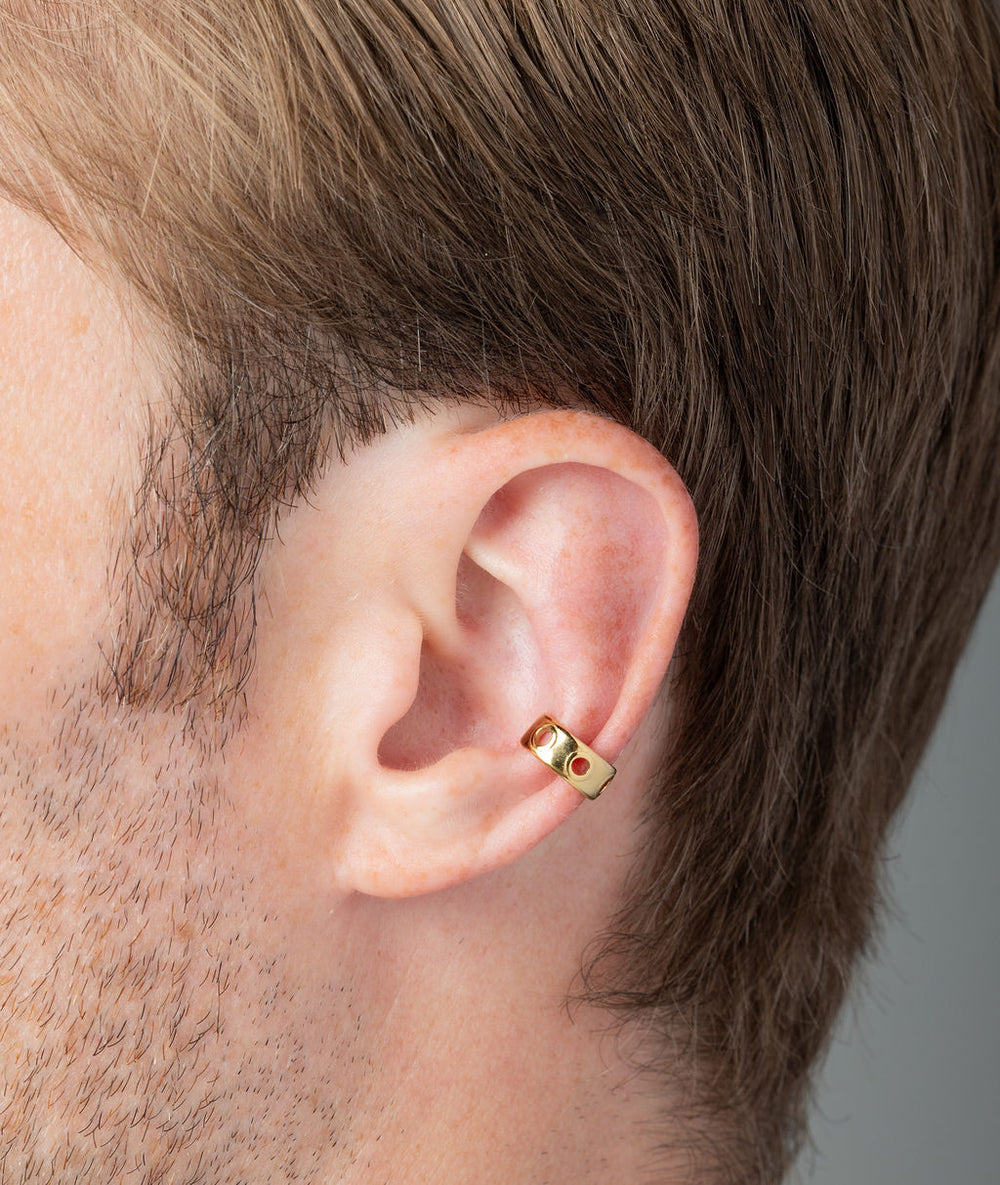 Ear cuff plat percé doré June Trash G