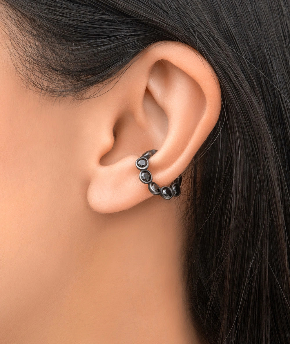ANATA VS round silver vintage-effect ear cuff