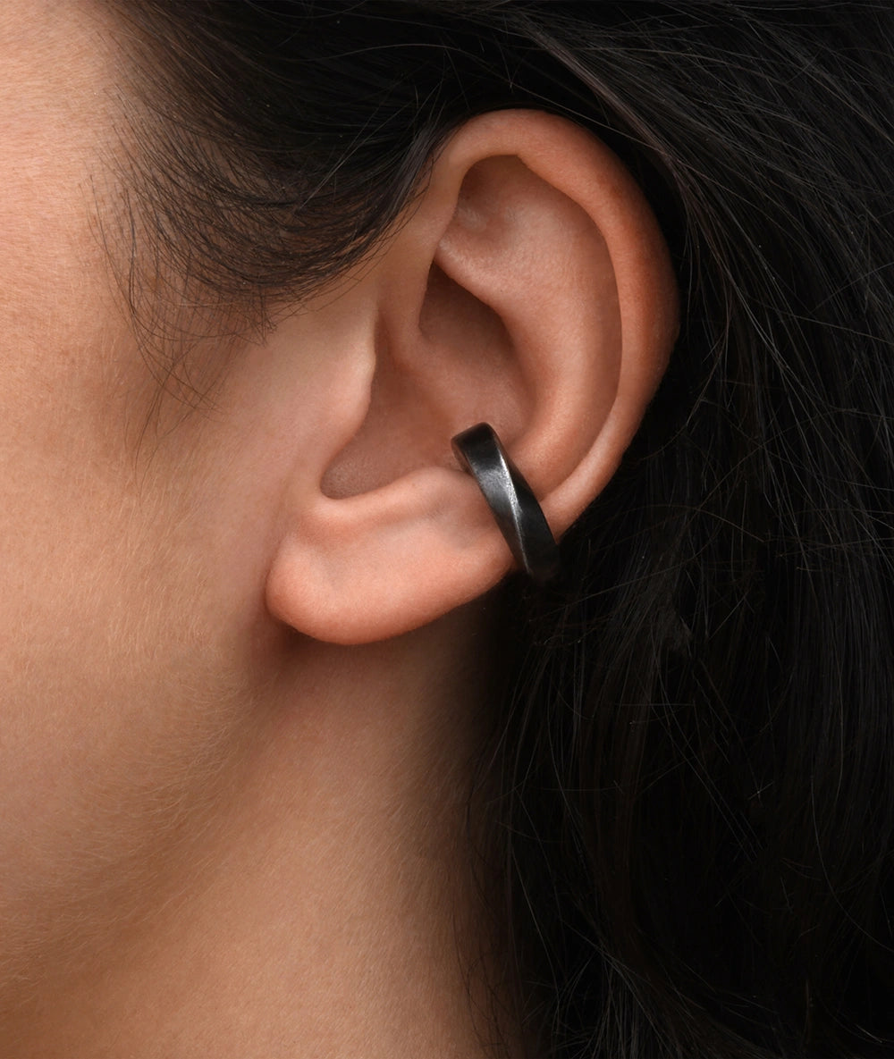 Ear cuff torsadé argenté effet vintage Honor M VS