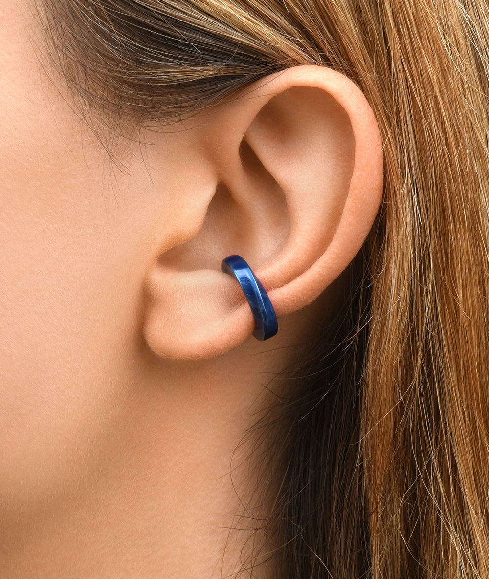 Honor S silver twisted ear cuff