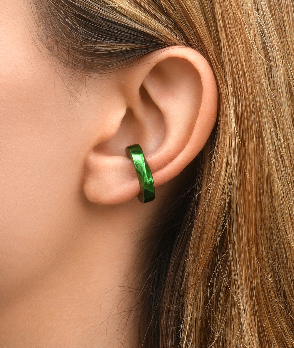Honor S silver twisted ear cuff