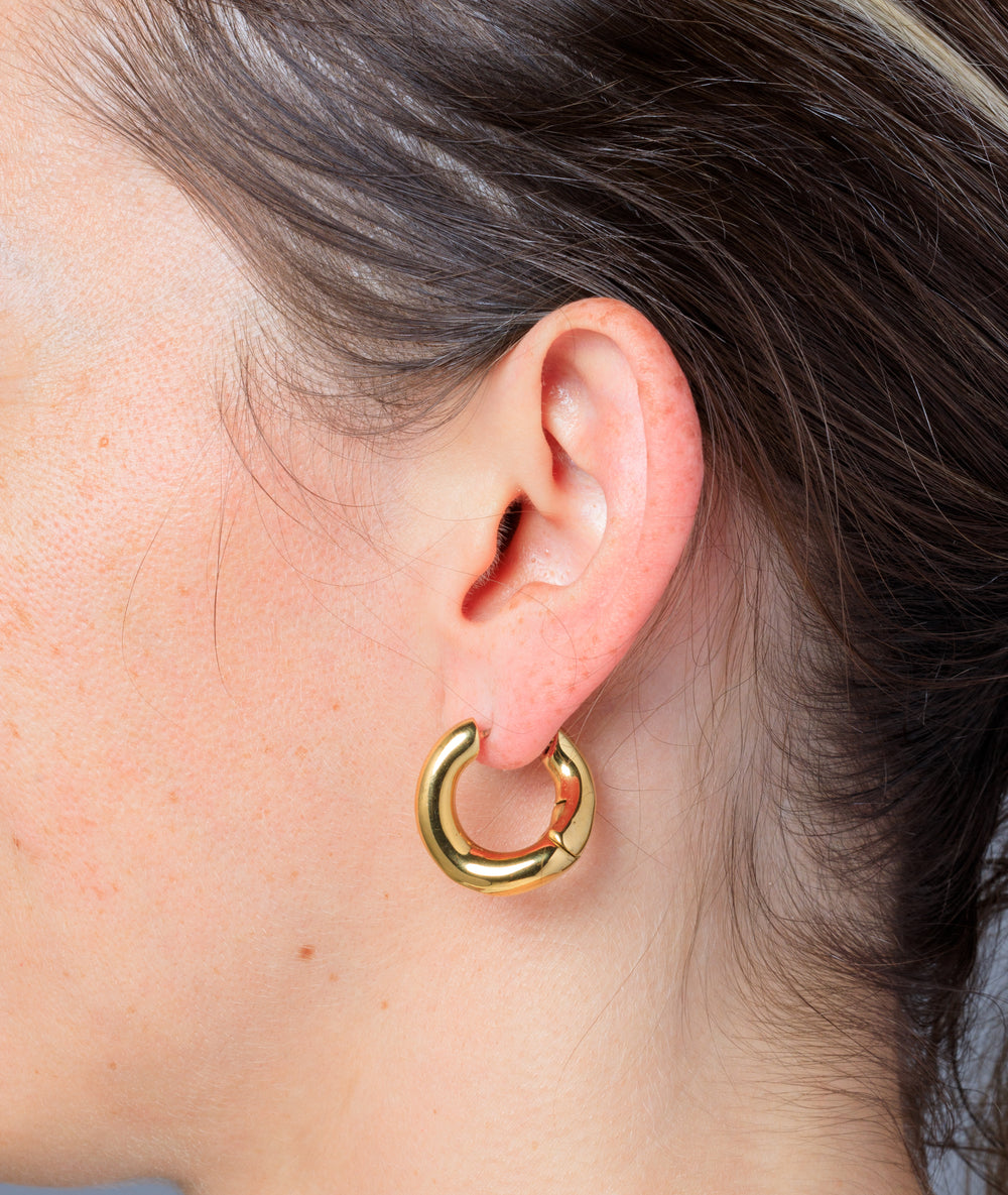 Boucle d'oreille créole dorée Avery G