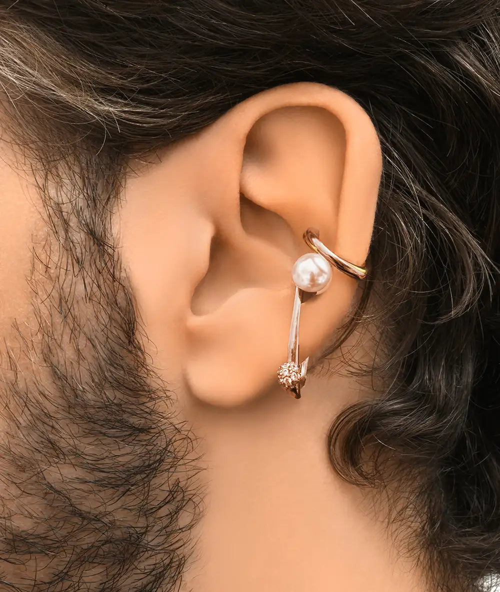 Ear cuff or rose avec amas de zircons et perle d'eau douce YUNA RG