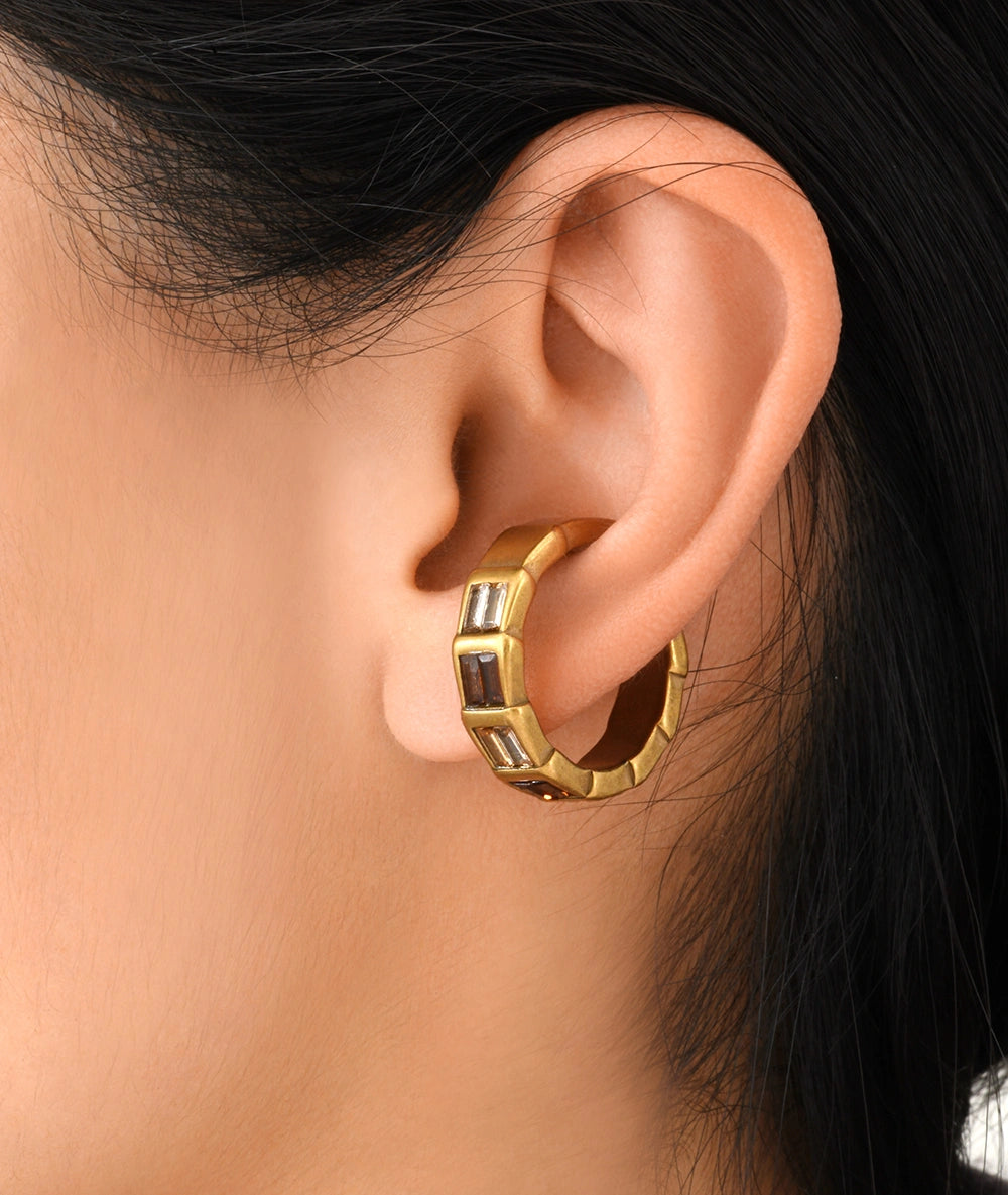 Ear cuff doré et zirconiums marrons et blancs effet vintage BANKA VG