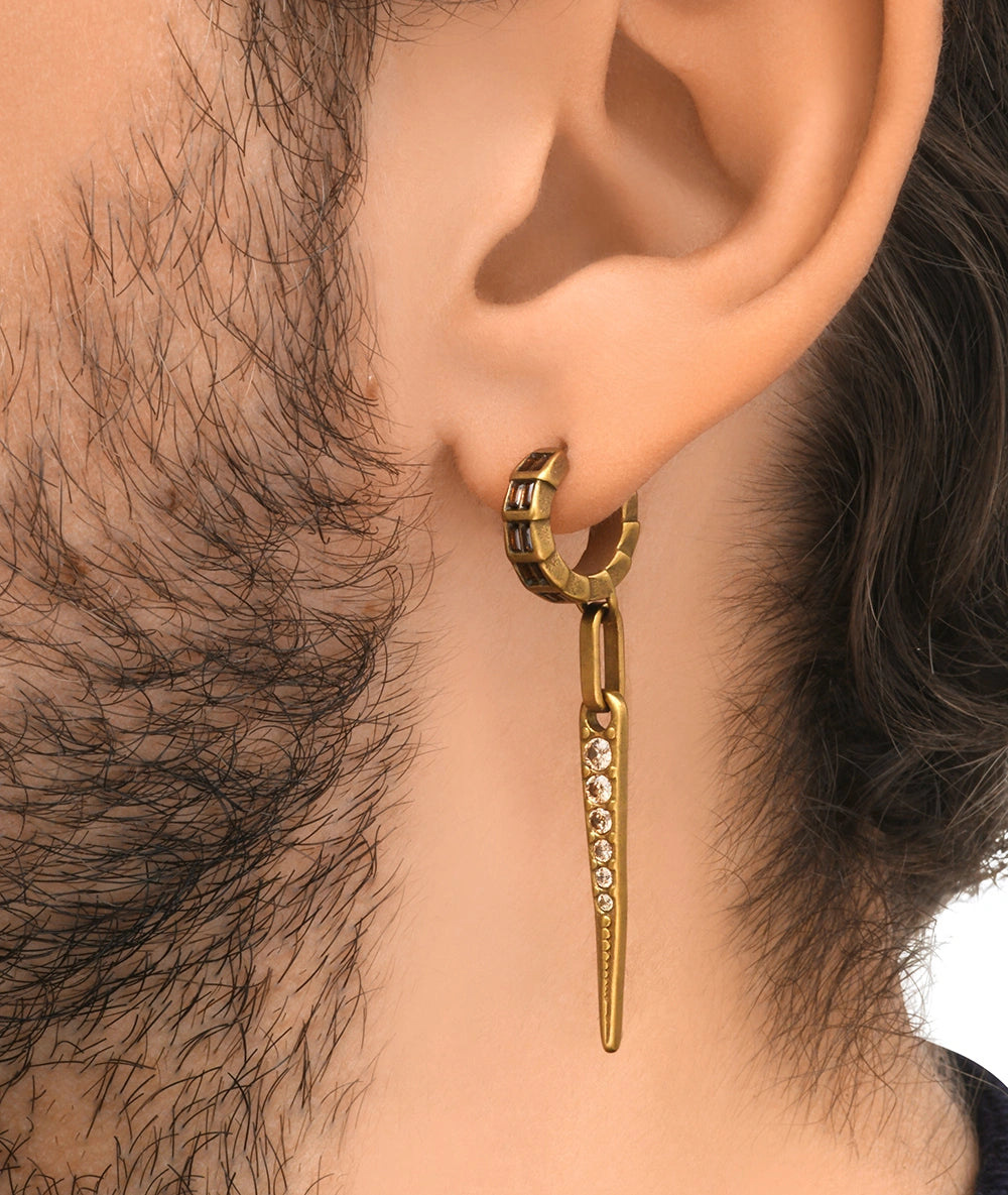 Boucle d'oreille dorée pendante effet vintage AKUMA VG