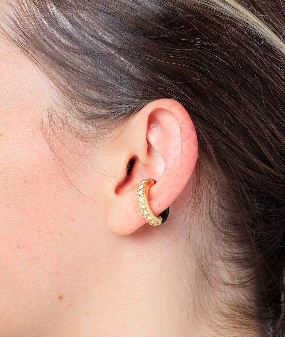 Round silver ear cuff with zircons Kim S