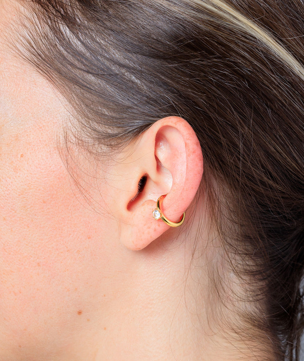 Ear cuff rond doré avec zirconium BullyStar G