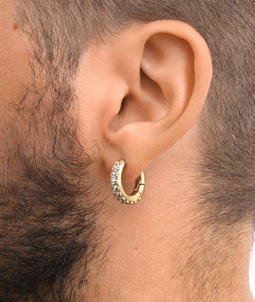 Boucle d'oreille créole dorée et zirconiums blancs Tashi G A