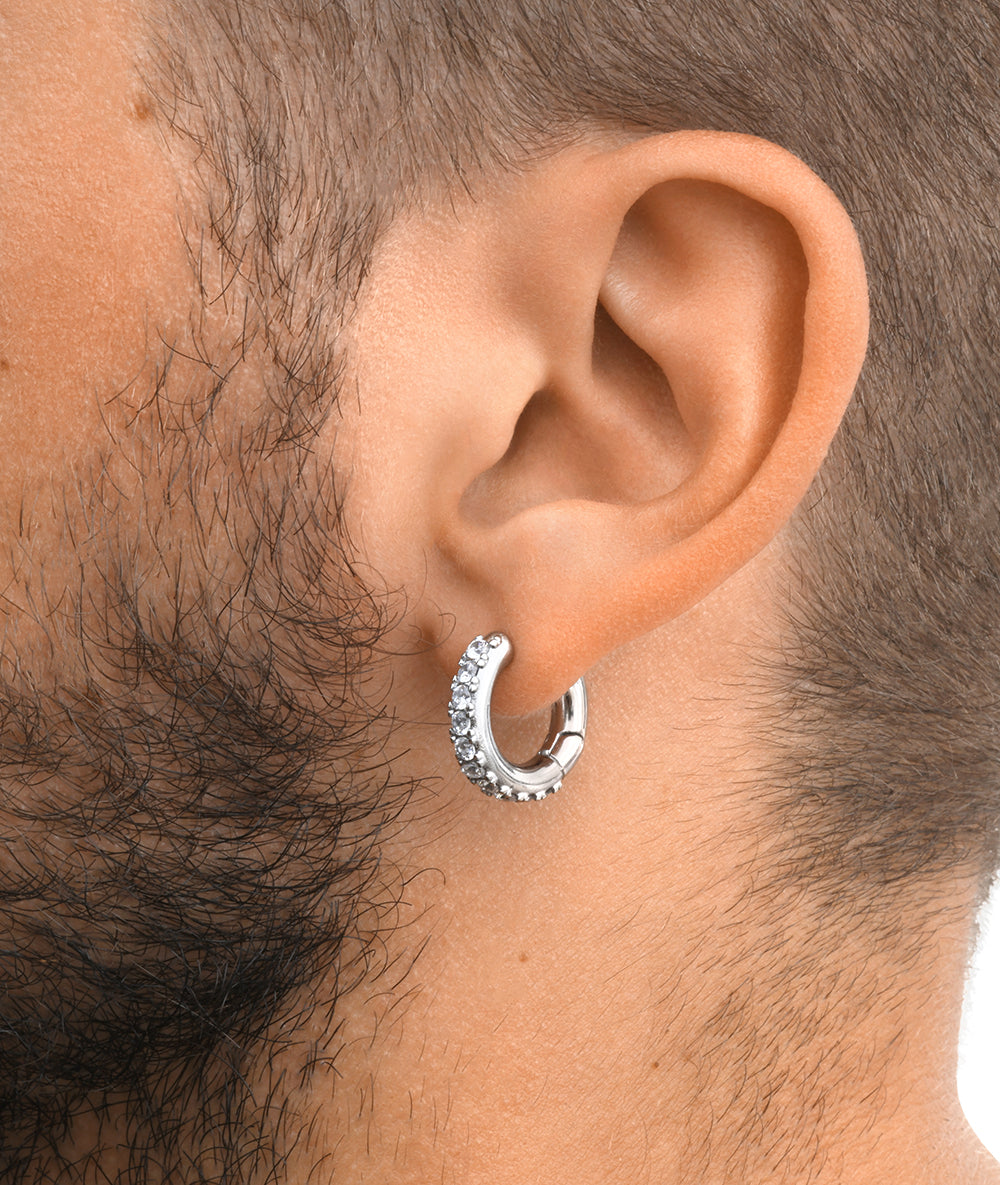 Boucle d'oreille créole argentée et zirconiums blancs Tashi S A